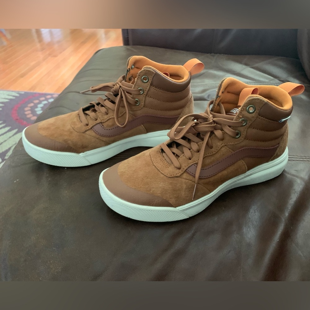 Vans brown suede 8M 9.5W unisex